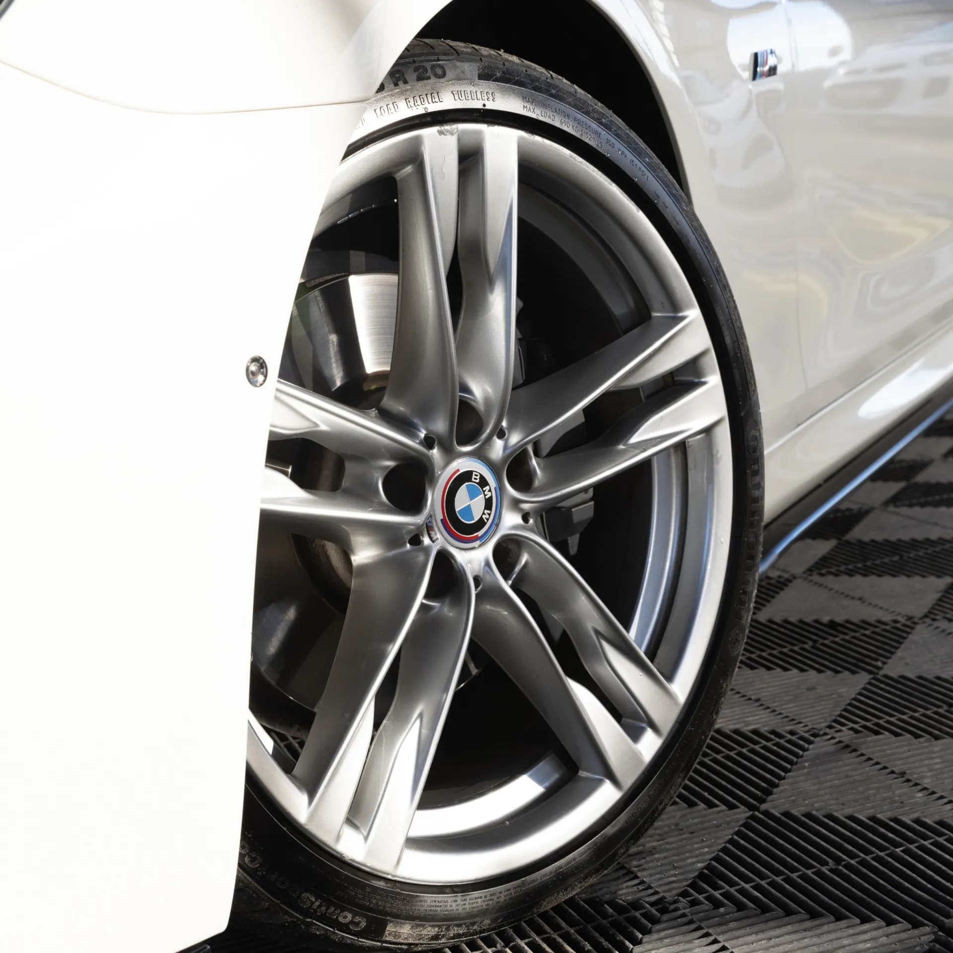 BMW 640 d Pack M 14