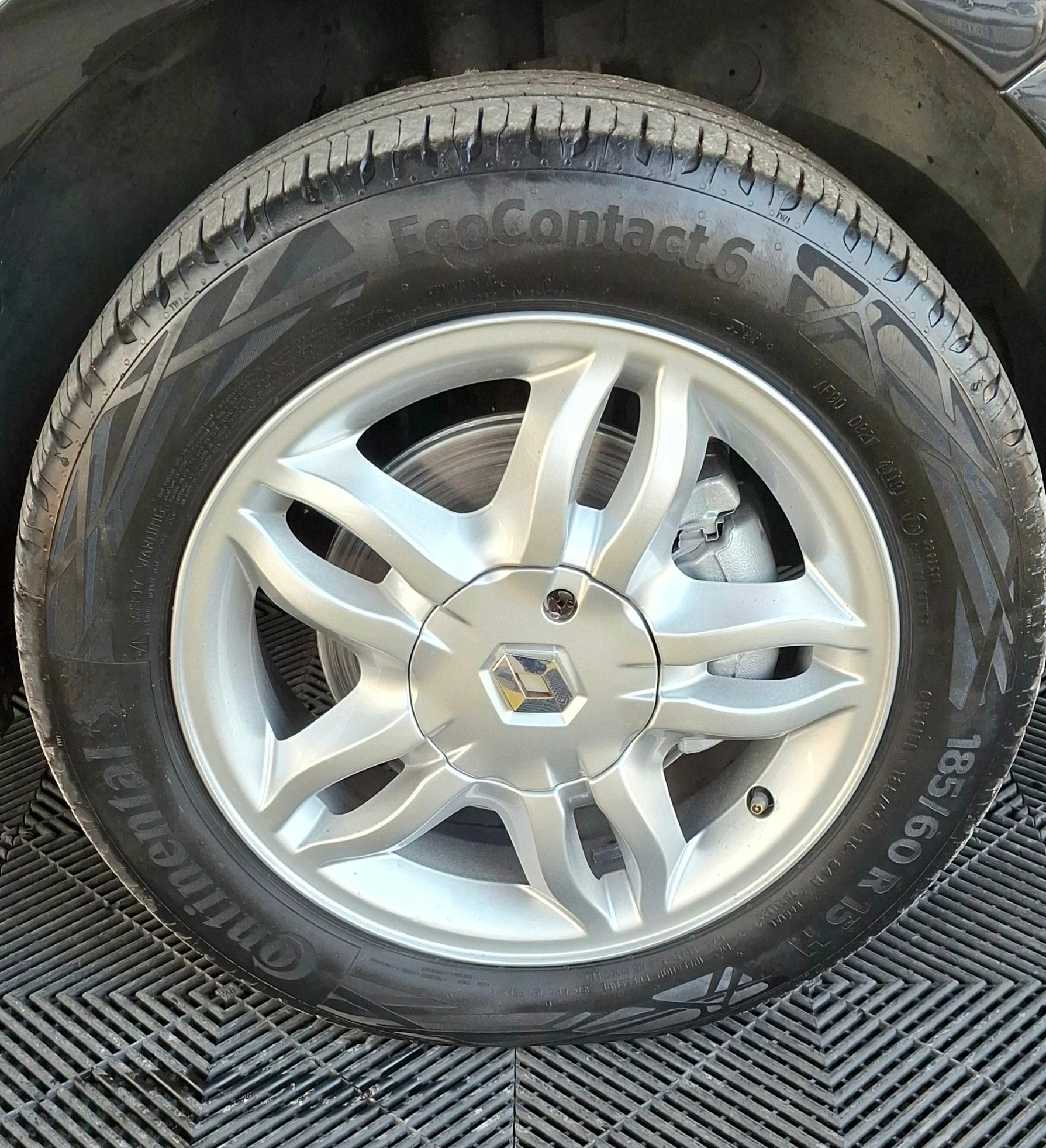 Renault Clio 1.5 dCi Rip Curl II 11