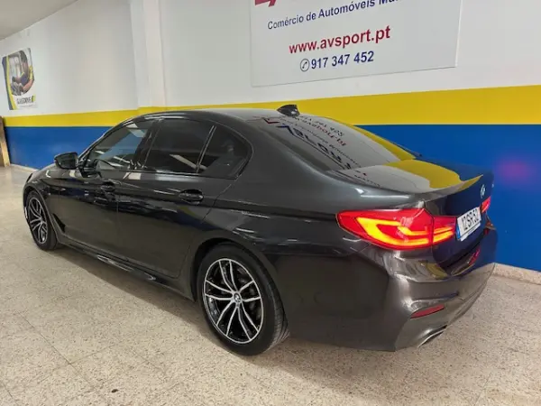 BMW 520 d Pack M Auto 5