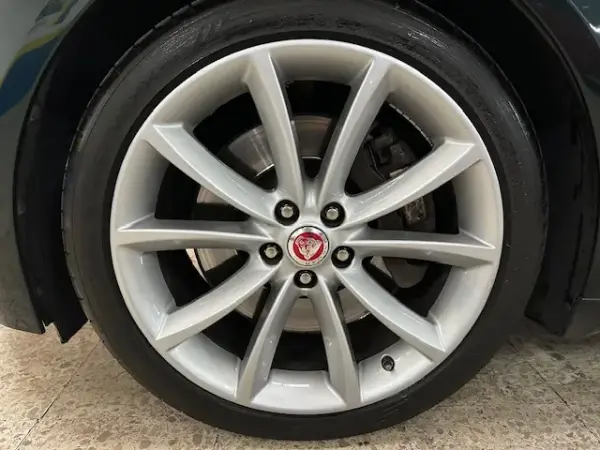 Jaguar XF 3.0 D V6 S Portfolio 159g 22