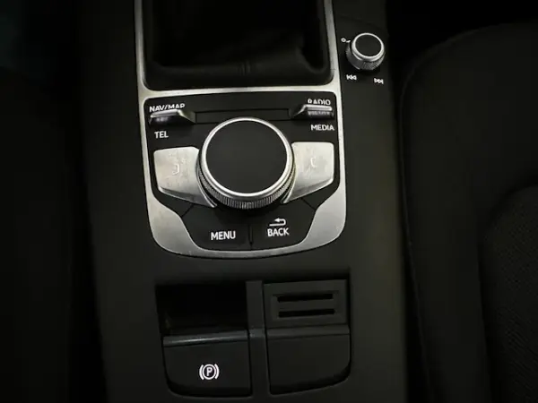 Audi A3 Sportback 30 TDI Design 13