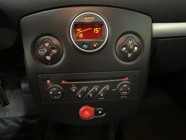 Renault Clio 1.2 16V Dynamique 14