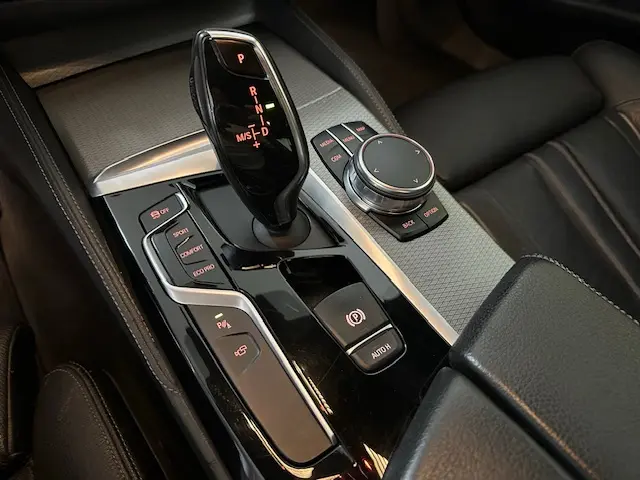 BMW 520 d Pack M Auto 14