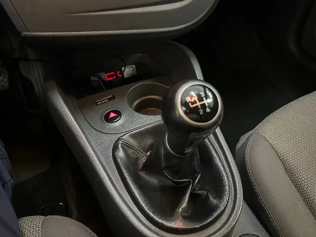 SEAT Leon 1.6 TDI ECOMOTIVE Style 14