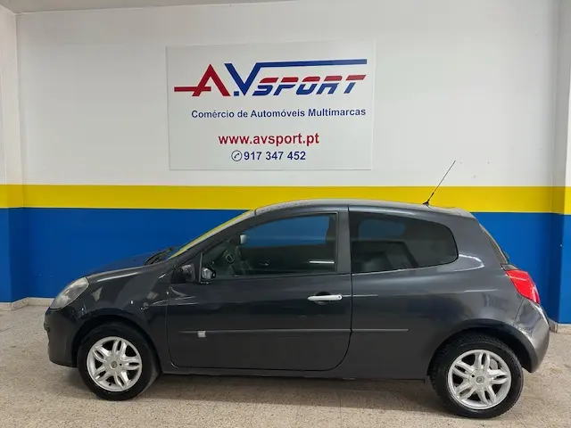 Renault Clio 1.2 16V Dynamique 6