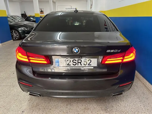 BMW 520 d Pack M Auto 8