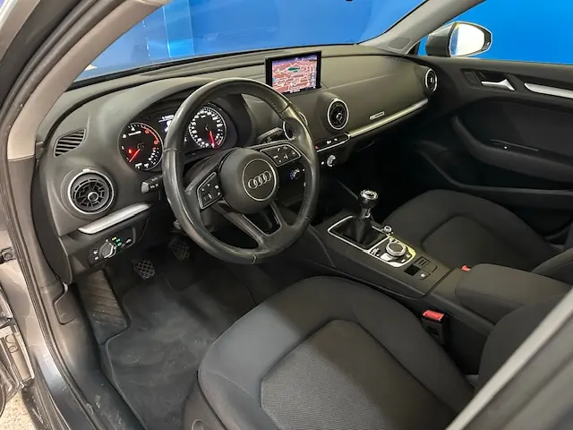 Audi A3 Sportback 30 TDI Design 10