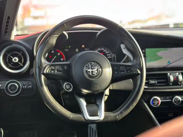 Alfa Romeo Giulia 2.2 D Sprint AT8 23