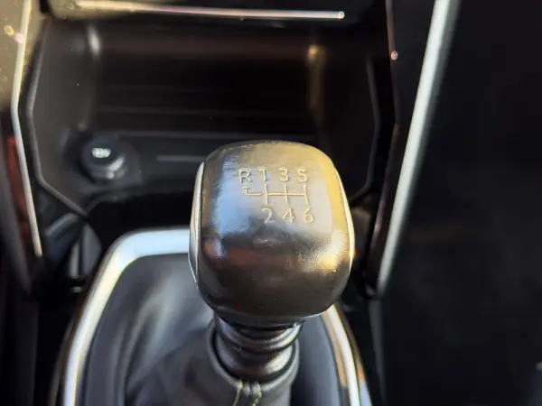 Peugeot 208 1.5 BlueHDi GT 26