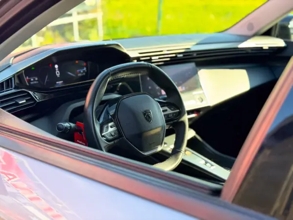 Peugeot 308 SW 1.5 BlueHDi Active EAT8 2