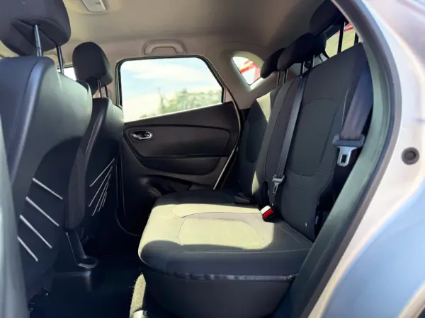 Renault Captur 1.5 dCi 17