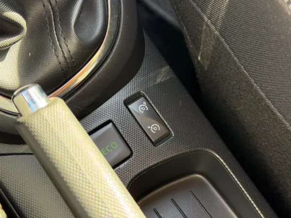 Renault Captur 1.5 dCi 21