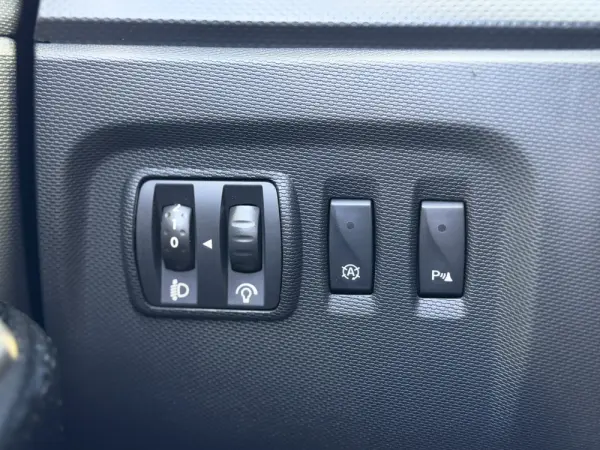 Renault Captur 1.5 dCi 19