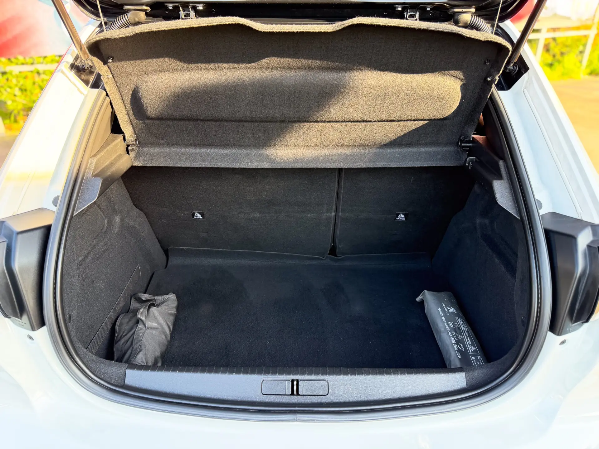 Peugeot 208 1.5 BlueHDi GT 12