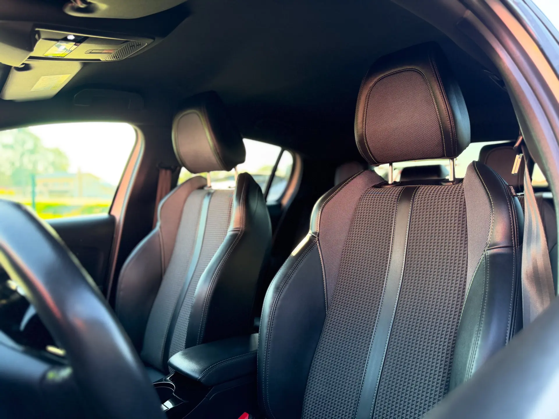 Peugeot 208 1.5 BlueHDi GT 15