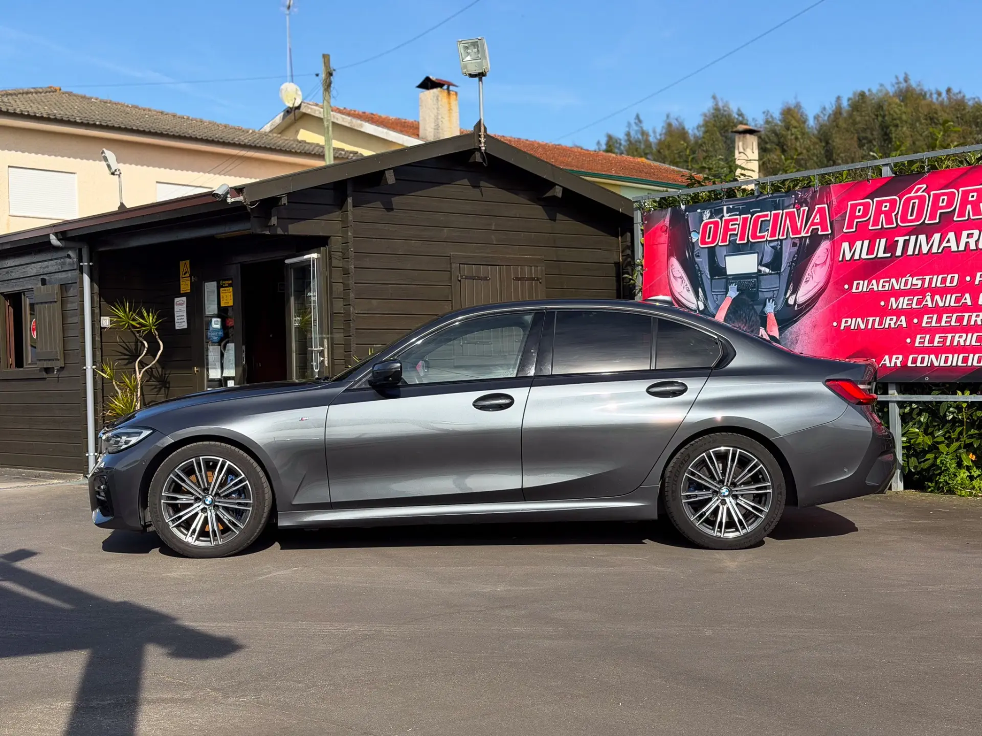 BMW 320 d Pack Desportivo M Auto 6