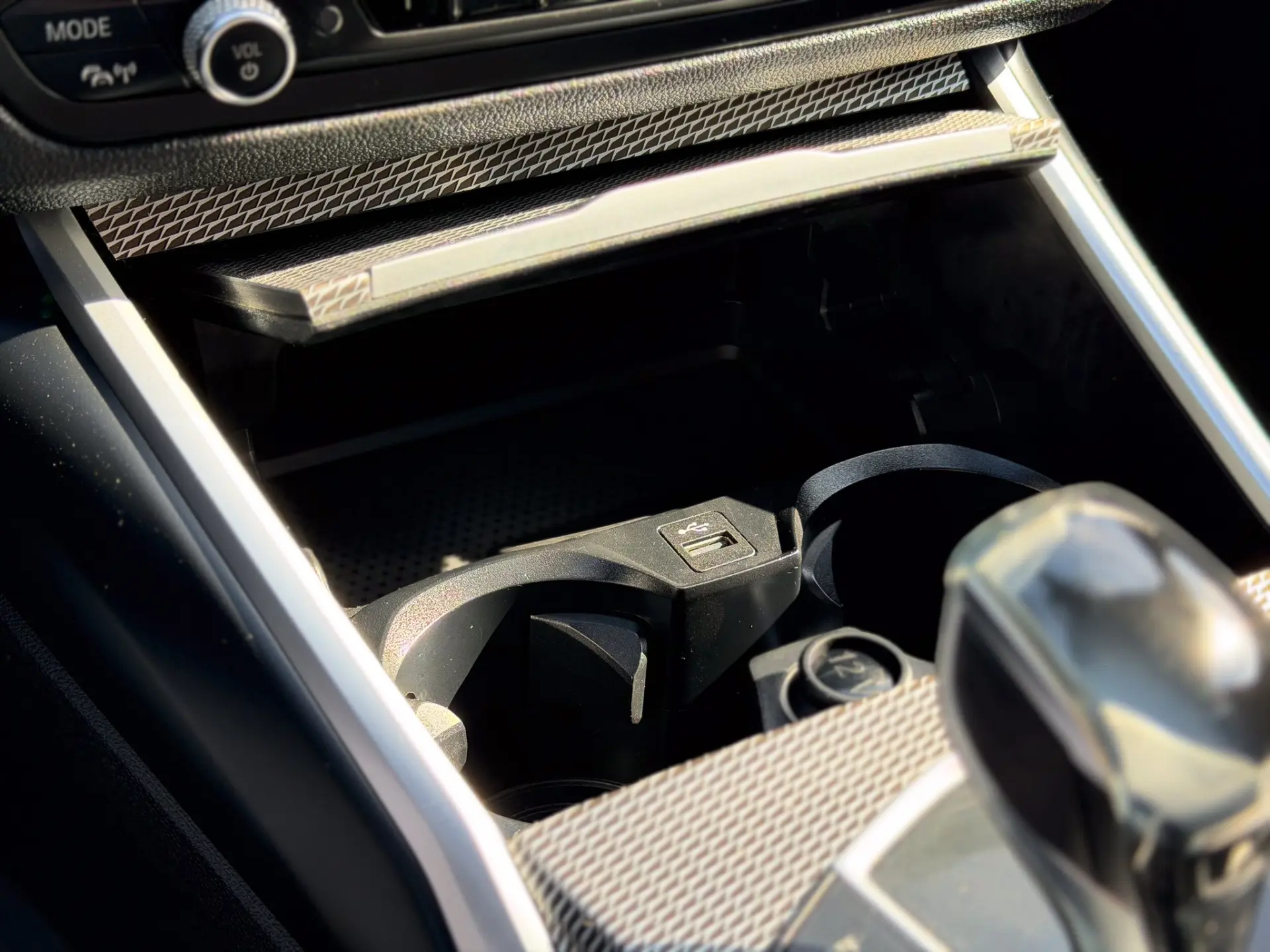 BMW 320 d Pack Desportivo M Auto 23