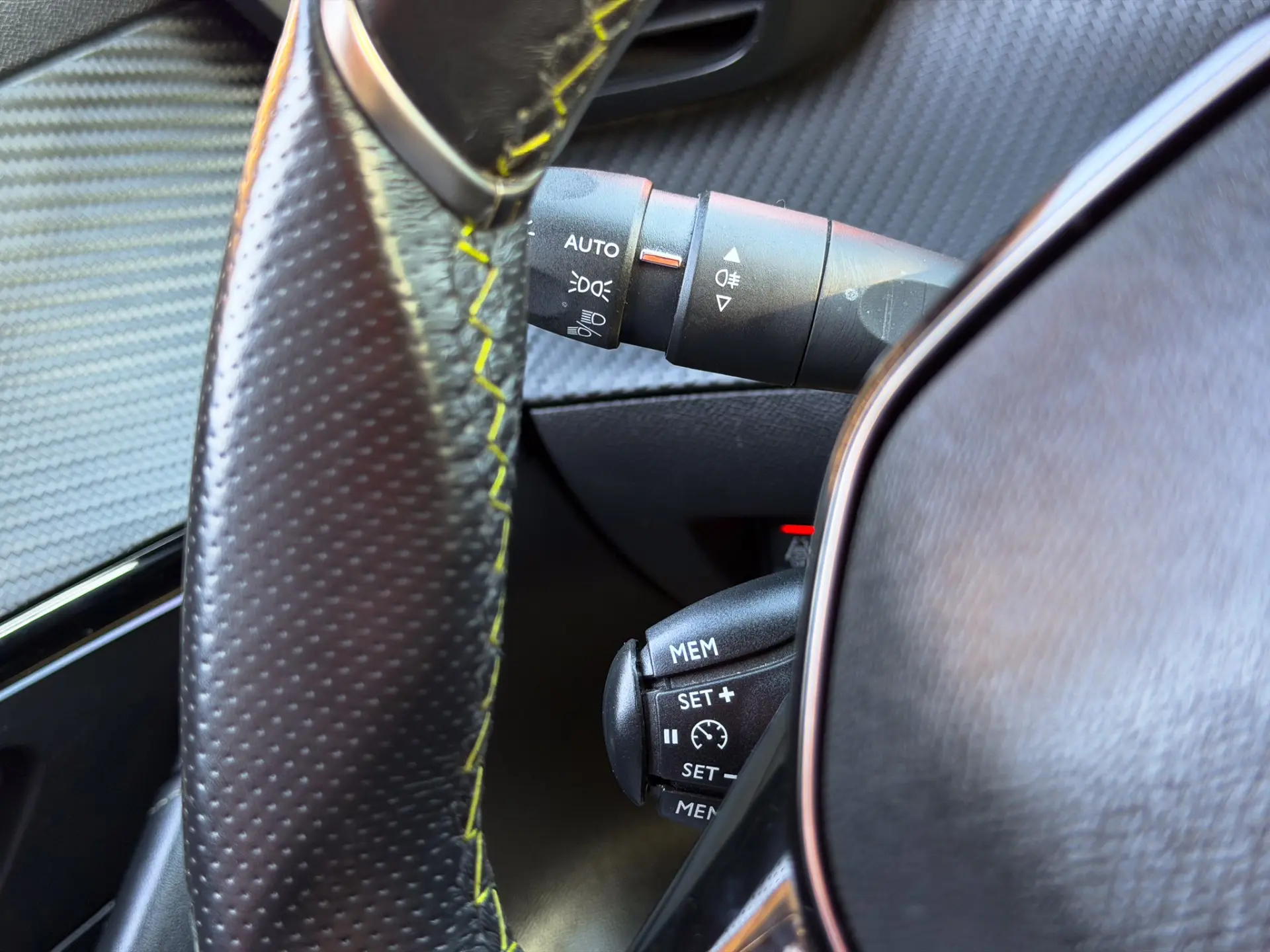 Peugeot 208 1.5 BlueHDi GT 24