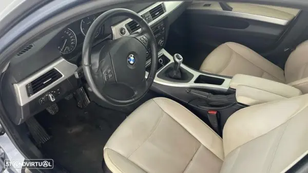 BMW 320 15