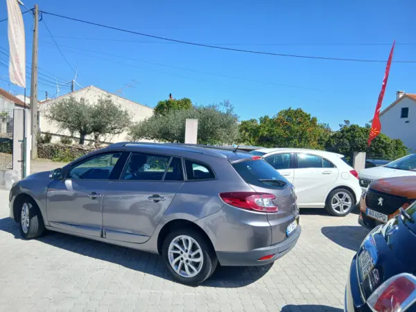 Renault Mégane Sport Tourer Outro 5