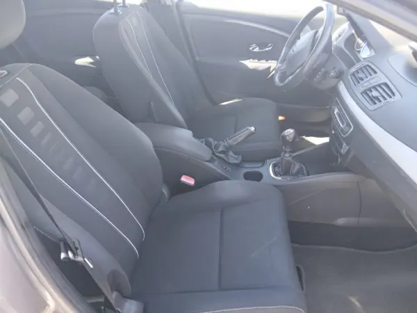 Renault Mégane Sport Tourer Outro 13