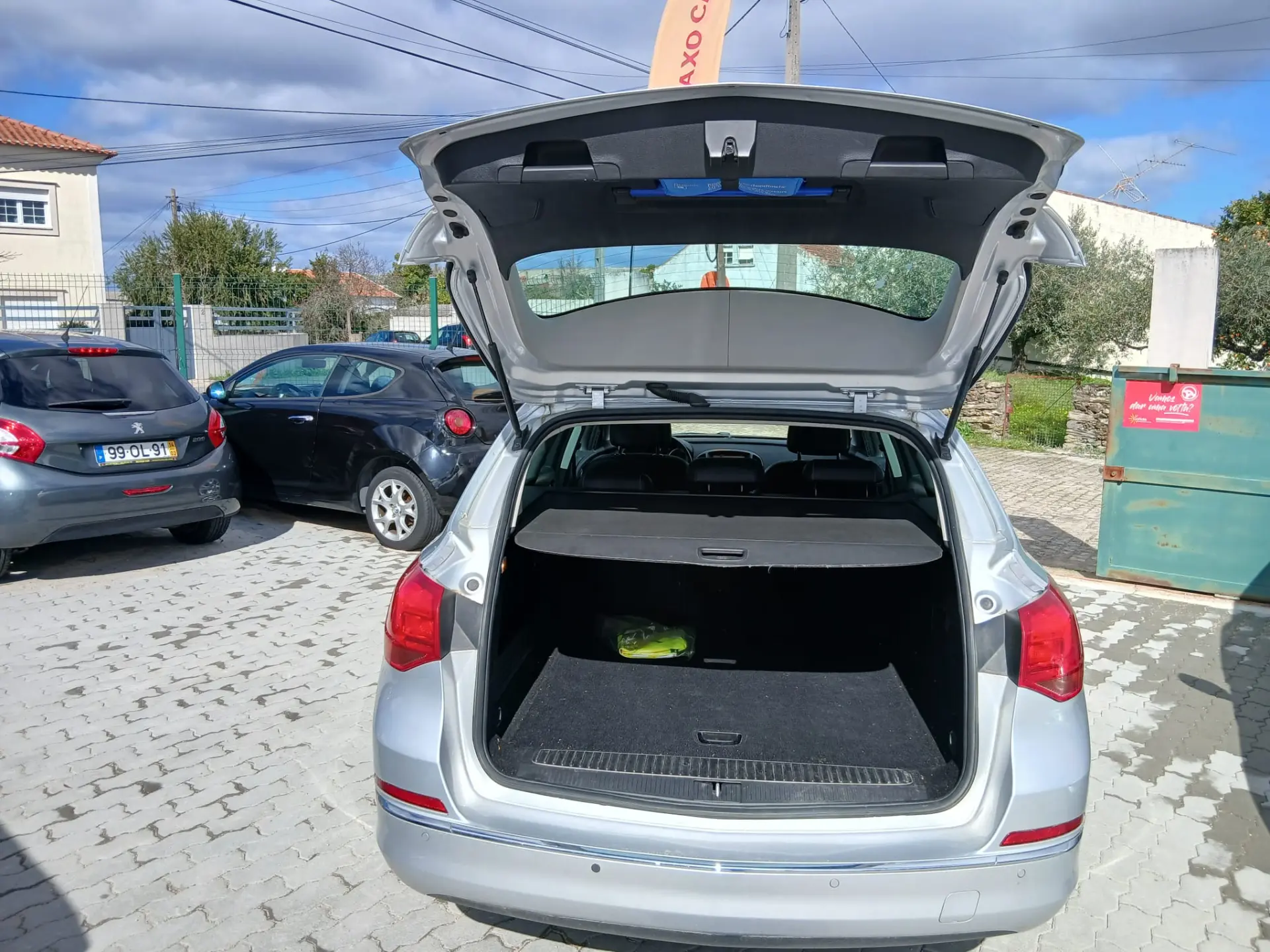 Opel Astra Sports Tourer Outro 12