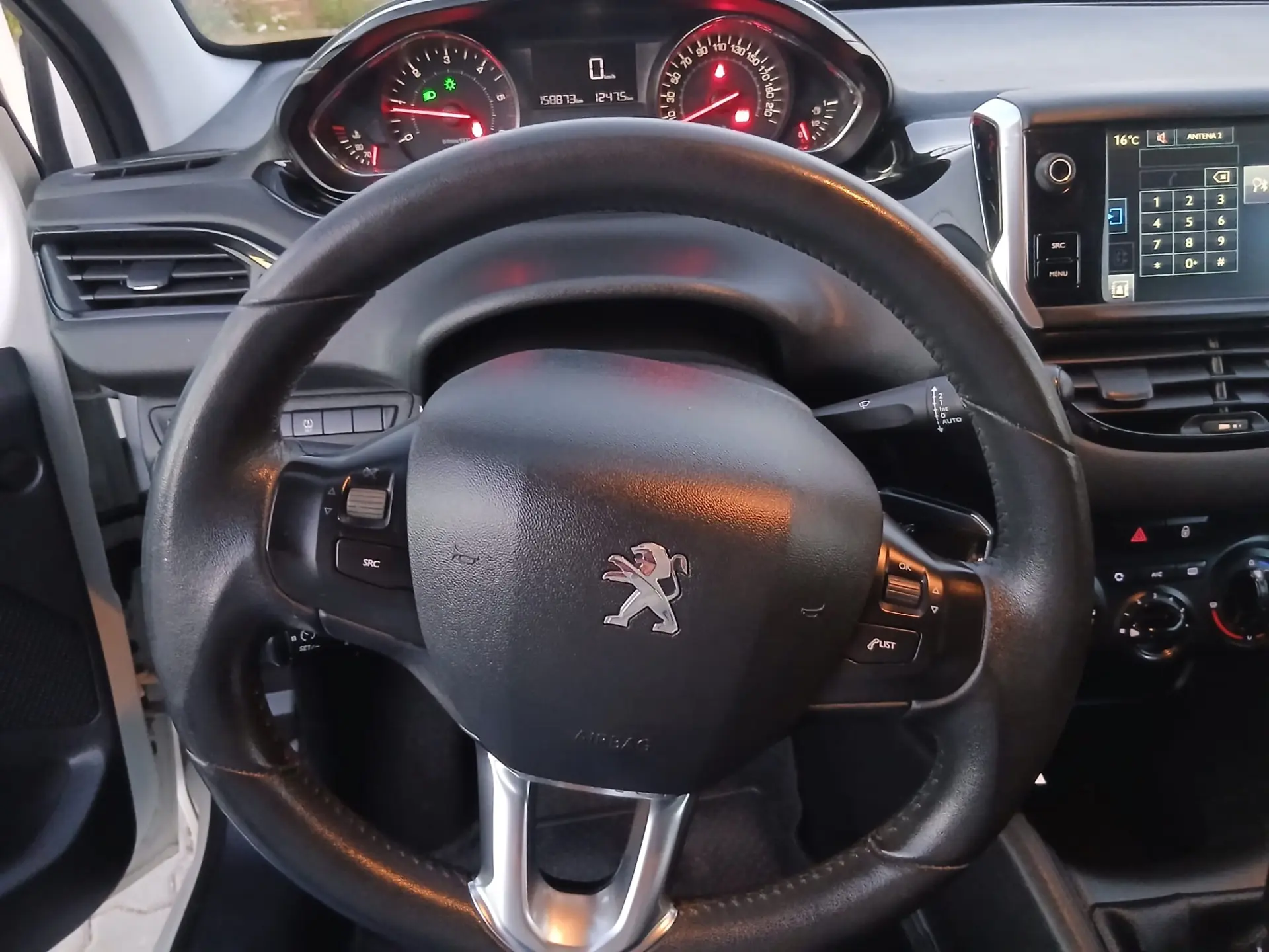 Peugeot 208 1.4 HDi 14