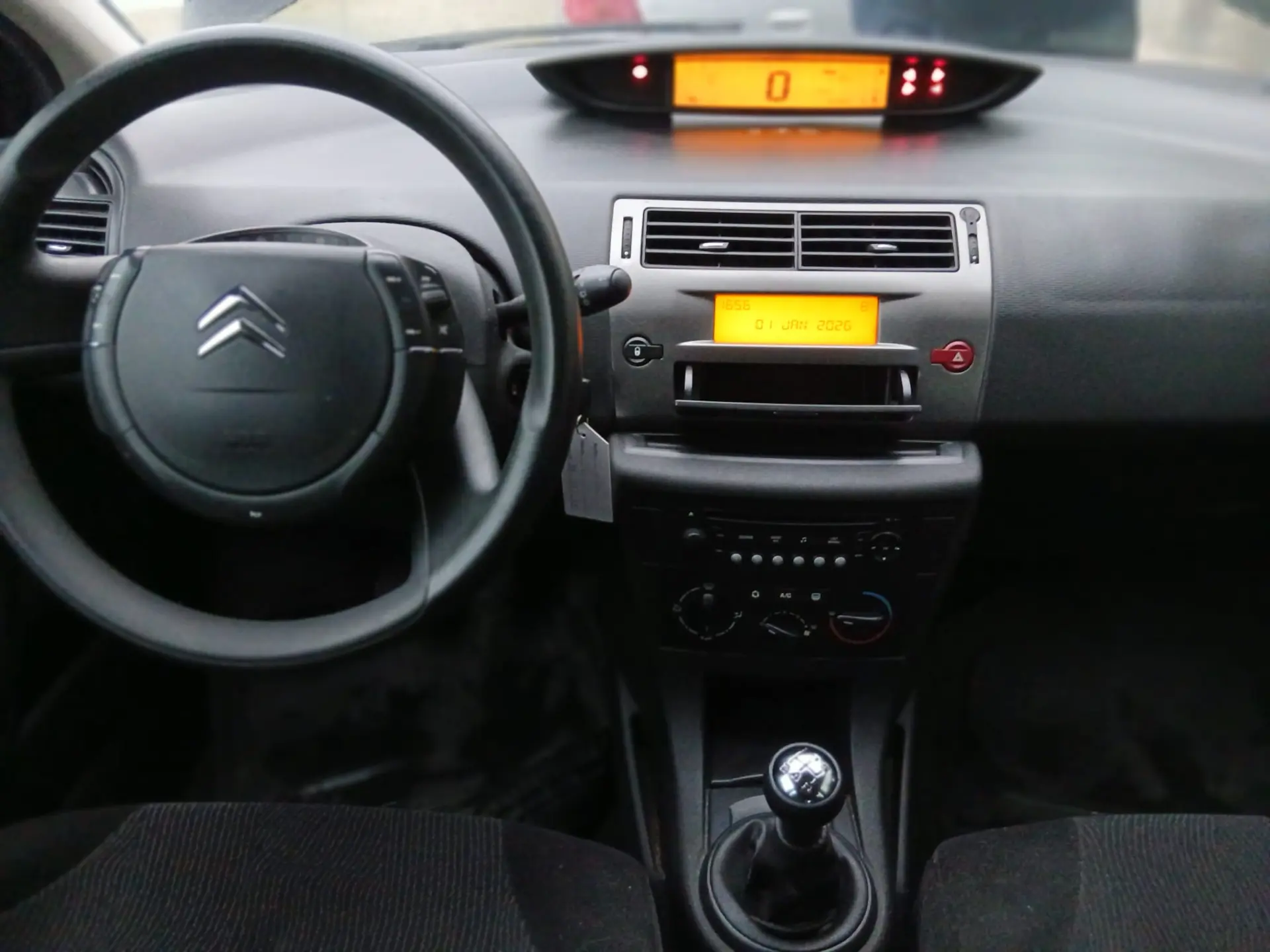 Citroën C4 1.6 HDi Attraction 11