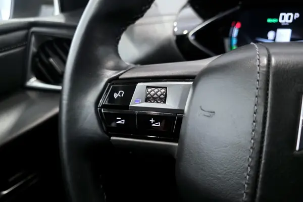 DS DS3 Crossback E-Tense Grand Chic 17