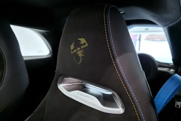 Abarth 500e C Scorpionissima 21