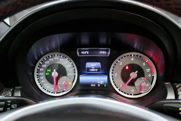 Mercedes-Benz A 200 d AMG Line Aut. 19