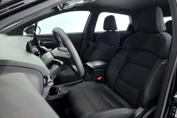 MG MG4 51 kWh Standard 8