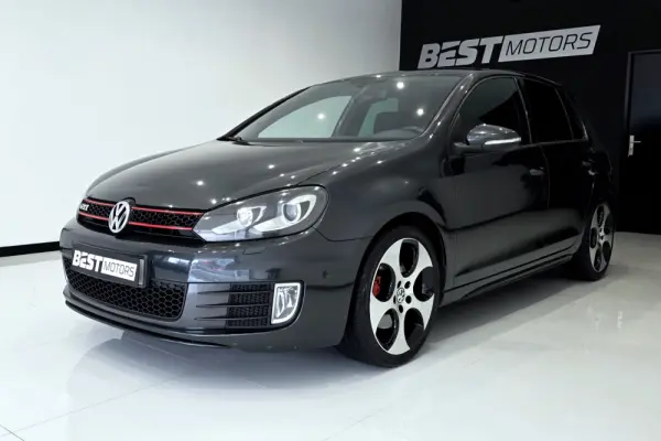 Volkswagen Golf 2.0 TSi GTI DSG 4