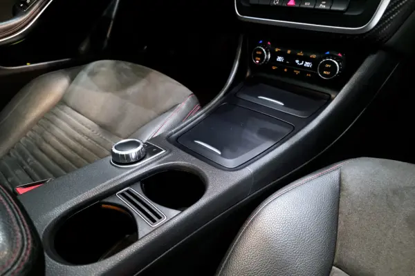 Mercedes-Benz A 200 d AMG Line Aut. 24