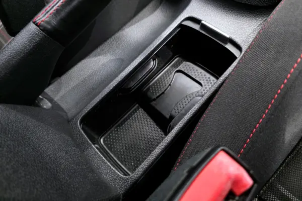 Volkswagen Golf 2.0 TSi GTI DSG 26