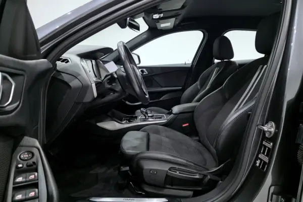 BMW 118 d Line Sport Auto 10