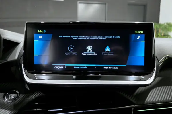 Peugeot e-2008 50 kWh GT Pack 22