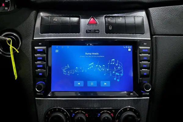 Mercedes-Benz CLK 270 CDi Avantgarde 24