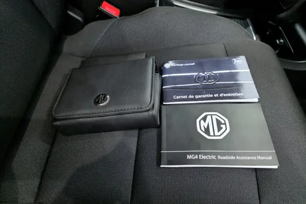 MG MG4 51 kWh Standard 27