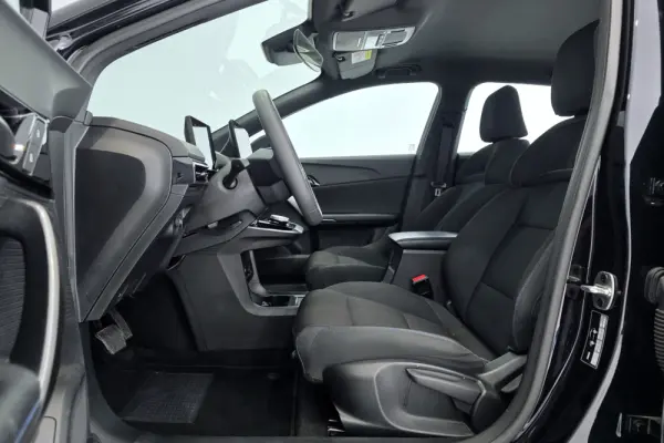 MG MG4 51 kWh Standard 9