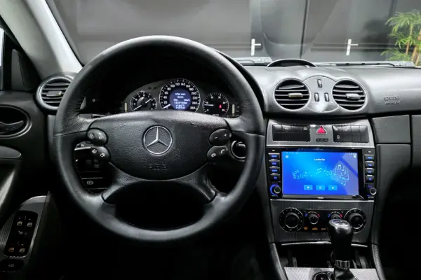 Mercedes-Benz CLK 270 CDi Avantgarde 16