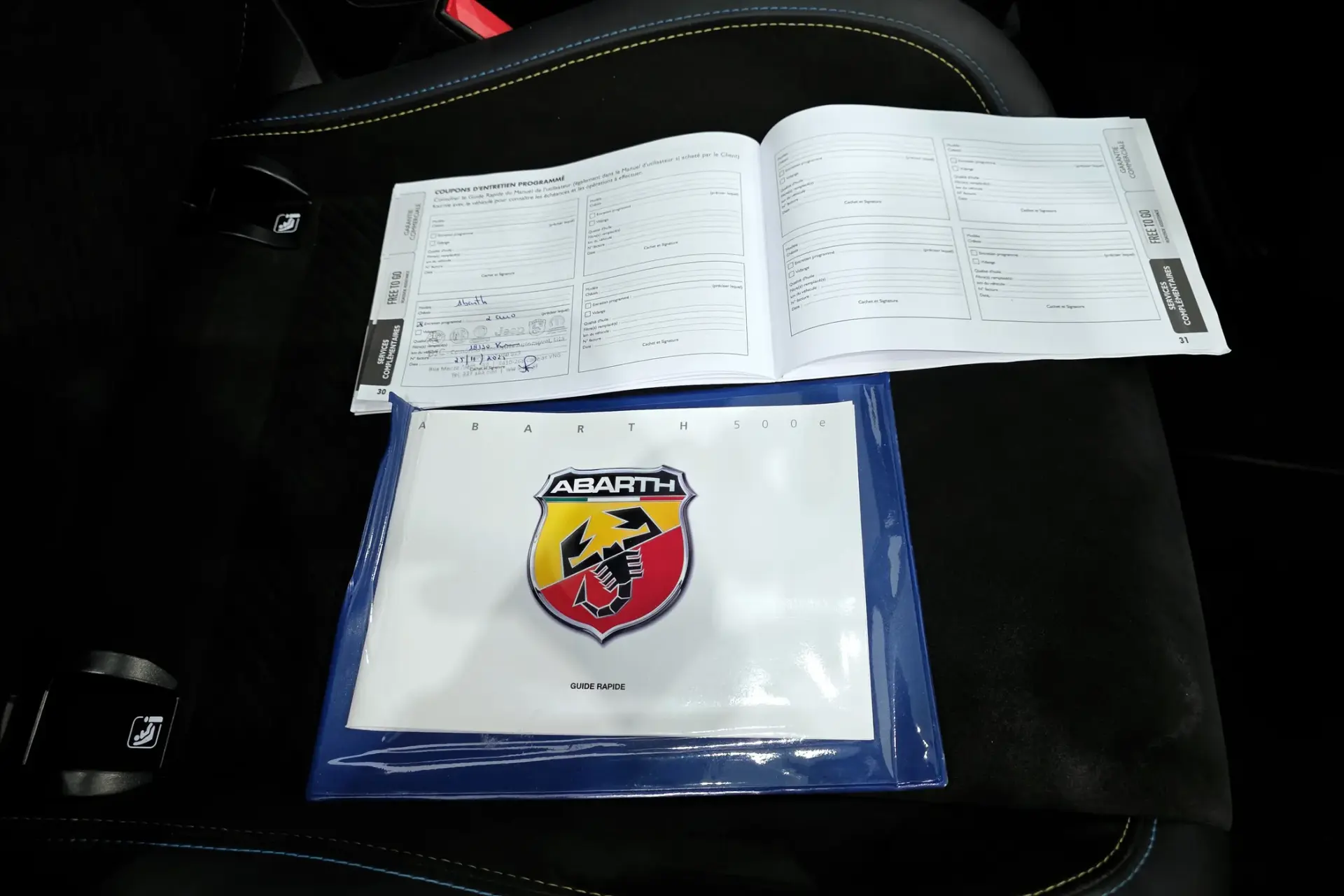 Abarth 500e C Scorpionissima 31