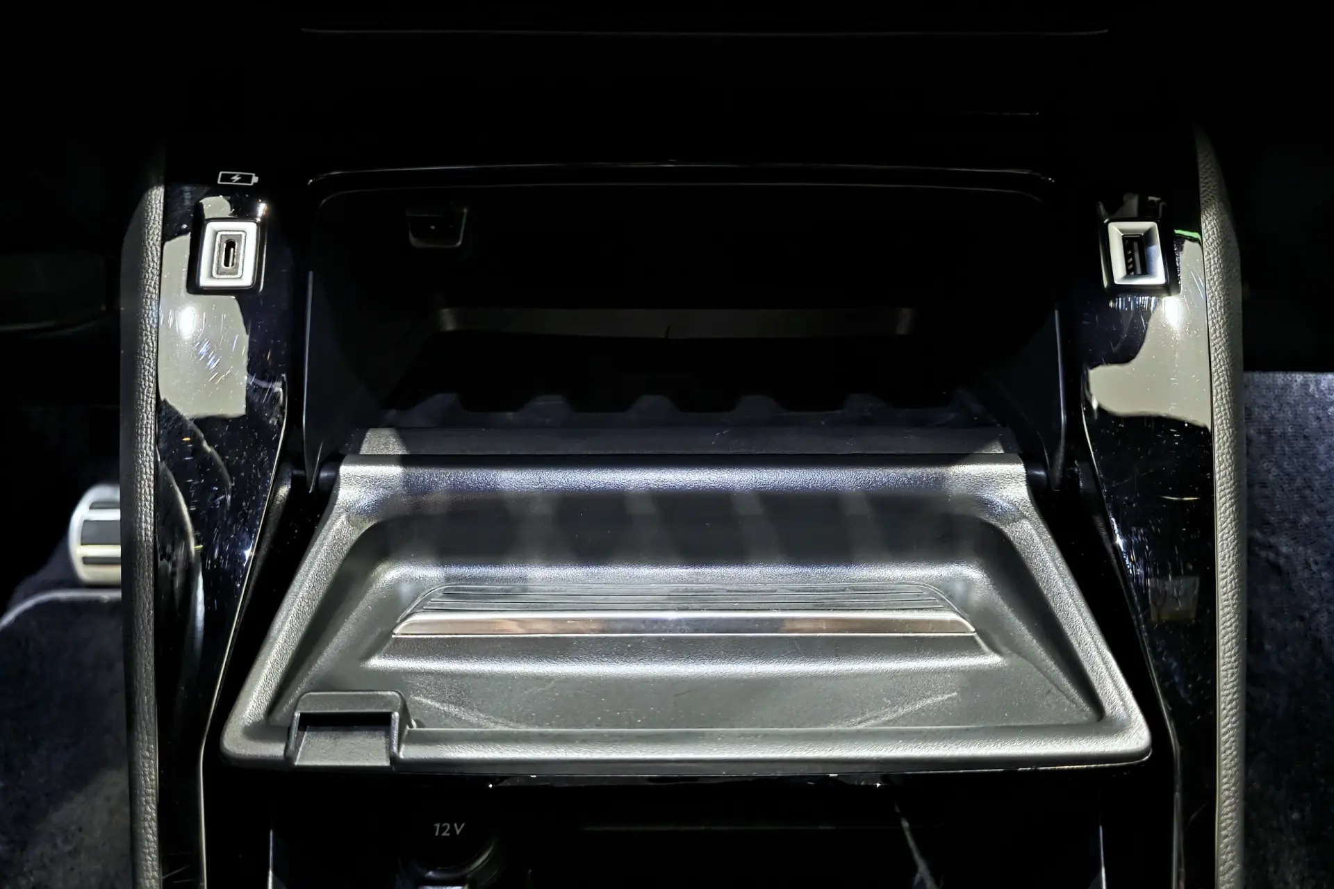 Peugeot e-2008 50 kWh GT Pack 24