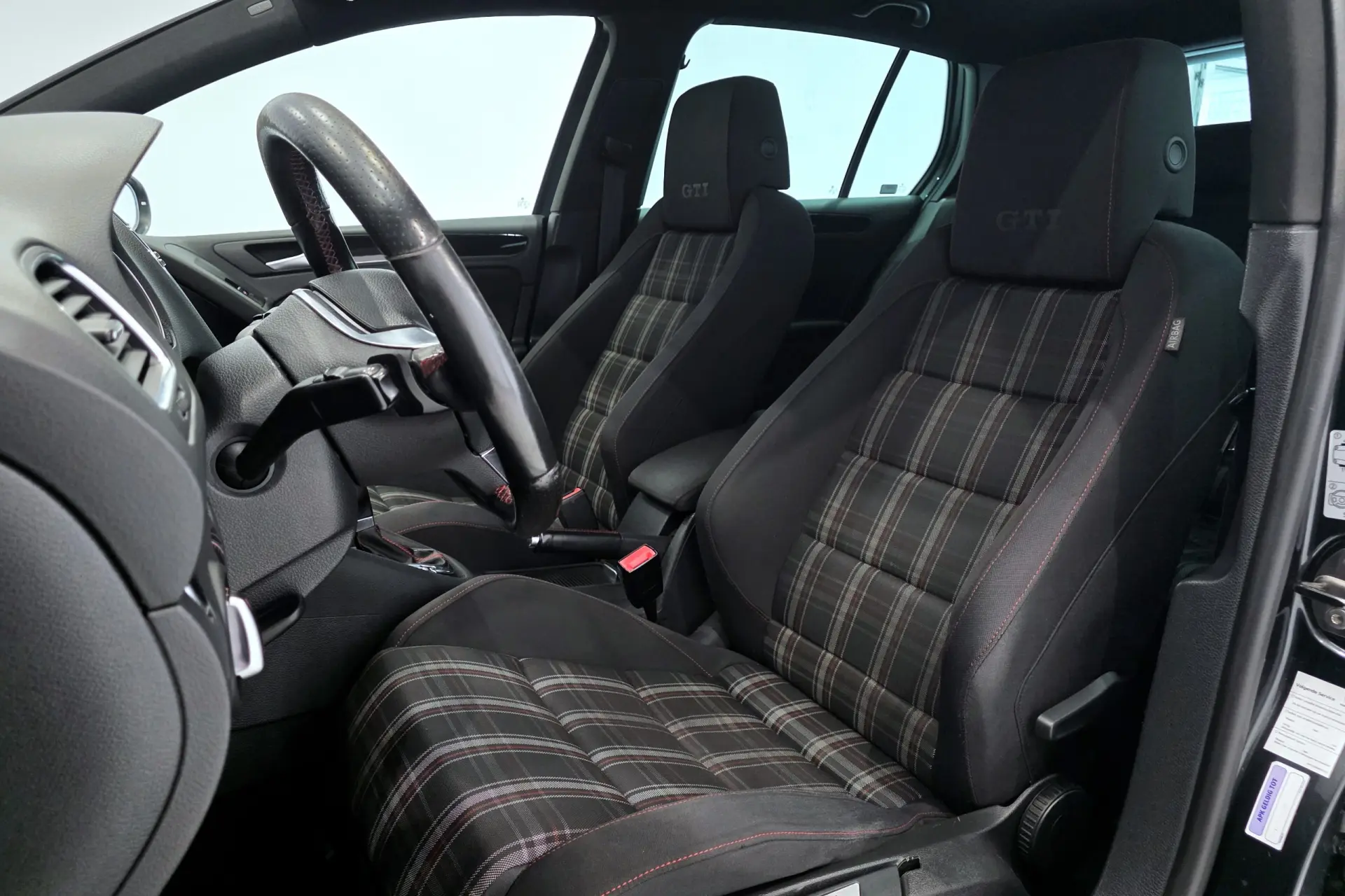 Volkswagen Golf 2.0 TSi GTI DSG 10