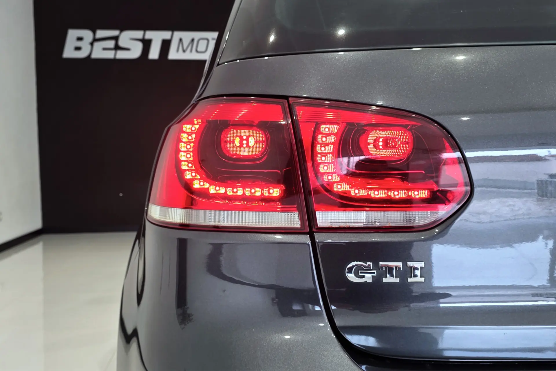 Volkswagen Golf 2.0 TSi GTI DSG 30