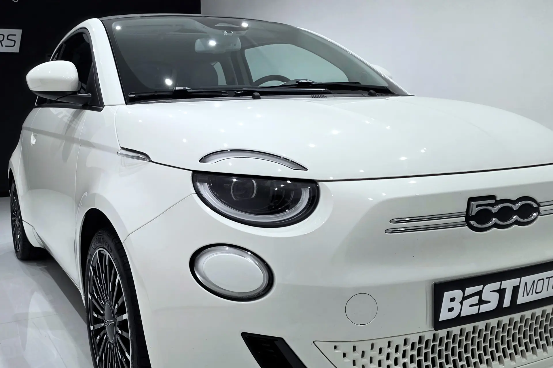 Fiat 500e 3 + 1 42 kWh Icon 35