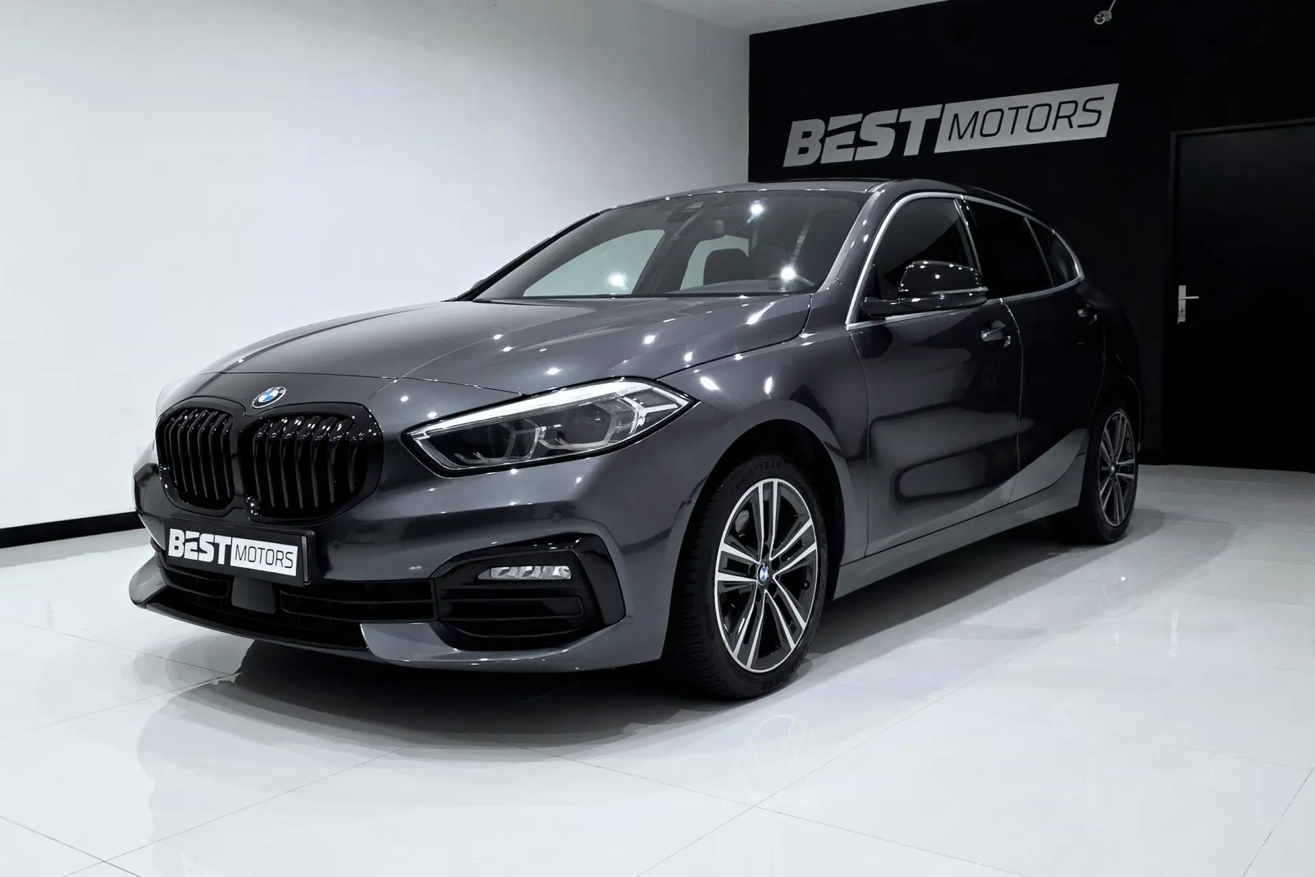 BMW 118 d Line Sport Auto 4