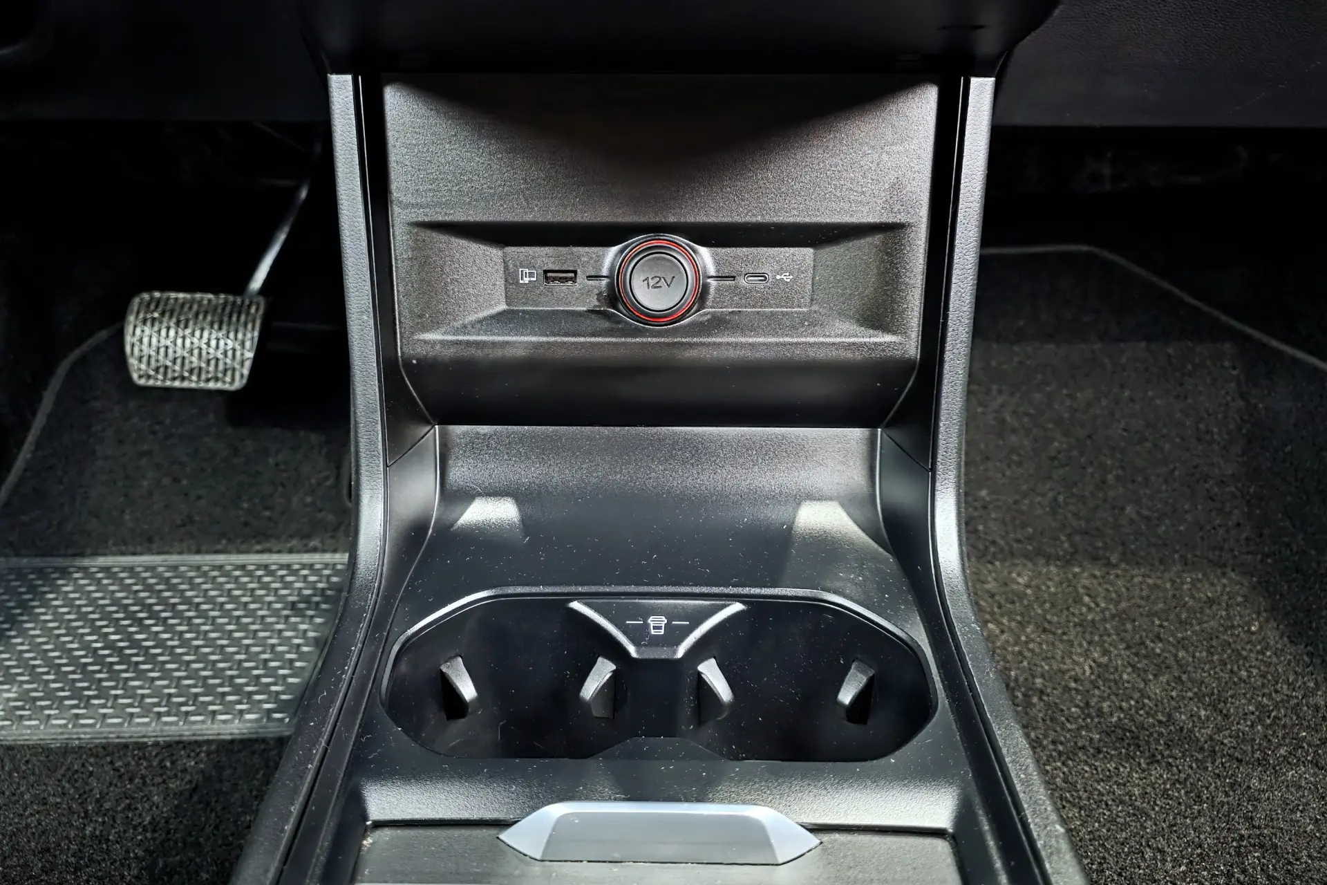 MG MG4 51 kWh Standard 24