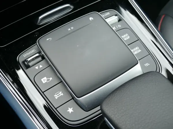 Mercedes-Benz GLB 180 d AMG Line 22