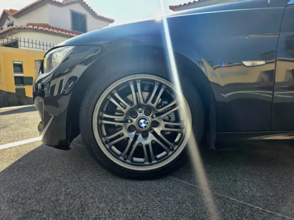 BMW 320 i Cabrio Auto 17